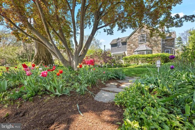 19 DERWEN RD, Bala Cynwyd, PA 19004