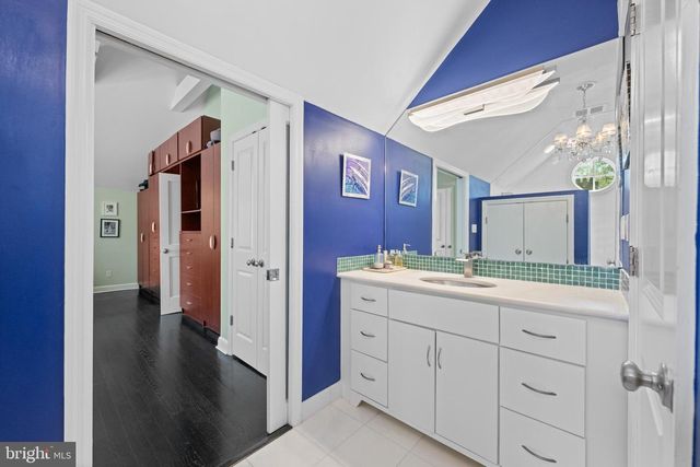 19 DERWEN RD, Bala Cynwyd, PA 19004