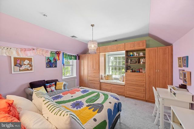 19 DERWEN RD, Bala Cynwyd, PA 19004