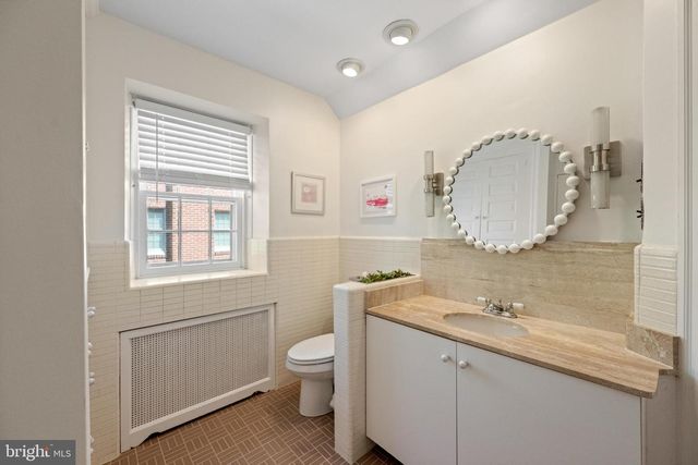 19 DERWEN RD, Bala Cynwyd, PA 19004