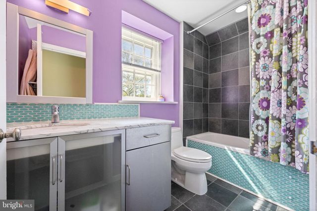 19 DERWEN RD, Bala Cynwyd, PA 19004