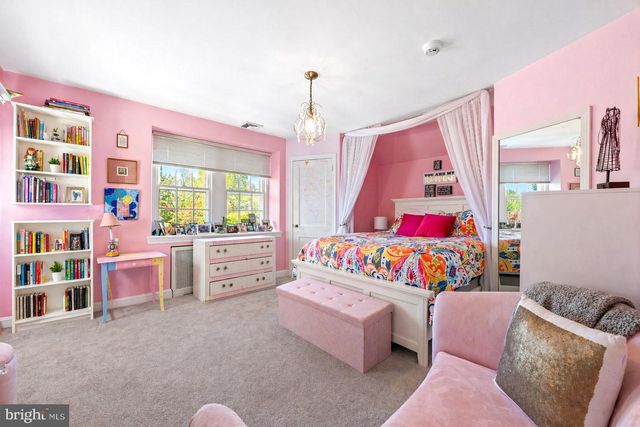 19 DERWEN RD, Bala Cynwyd, PA 19004
