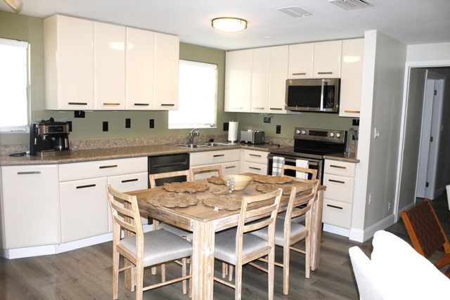 5893 Williamson Road, Jupiter, FL 33458