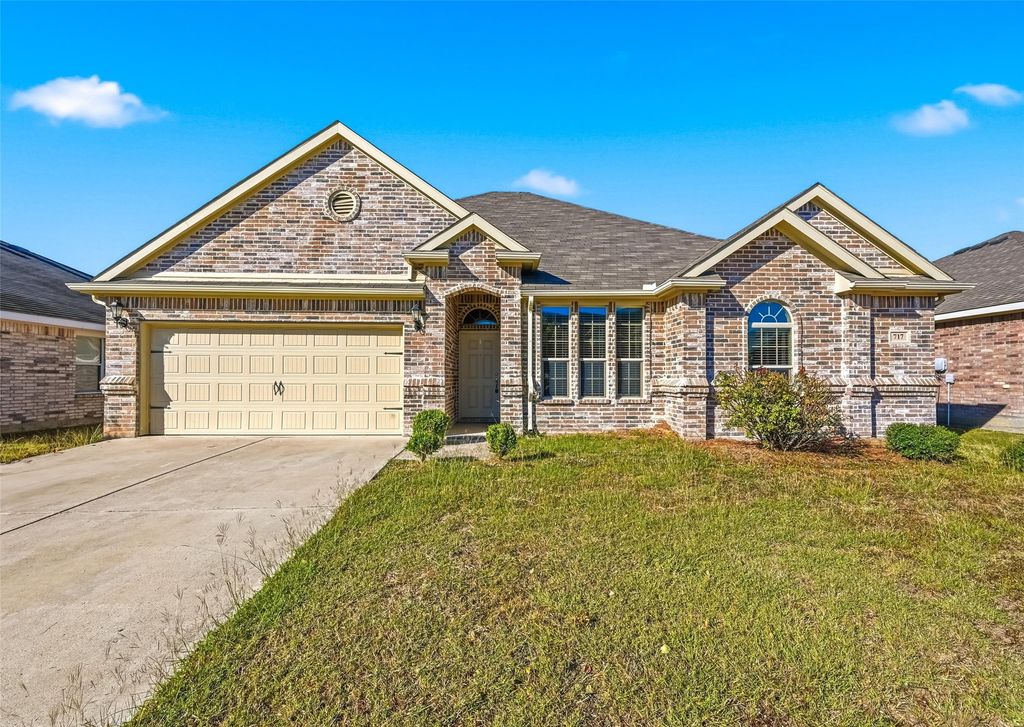 717 Jennie Marie, Ferris, TX 75125
