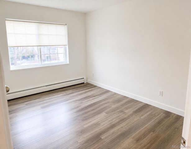 2225 S Jasmine Street 302, Denver, CO 80222