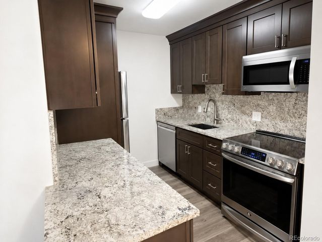 2225 S Jasmine Street 302, Denver, CO 80222