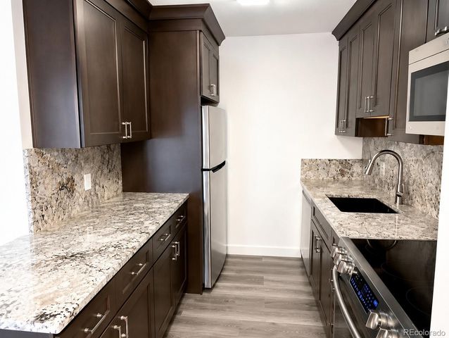 2225 S Jasmine Street 302, Denver, CO 80222