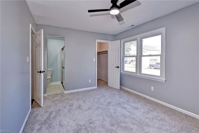 18 Ridge RD, Poquoson, VA 23662