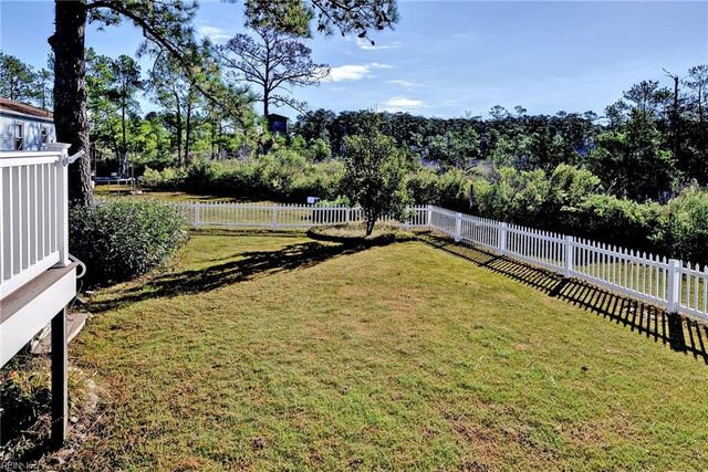 18 Ridge RD, Poquoson, VA 23662
