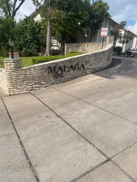 6910 Hart LN 304, Austin, TX 78731