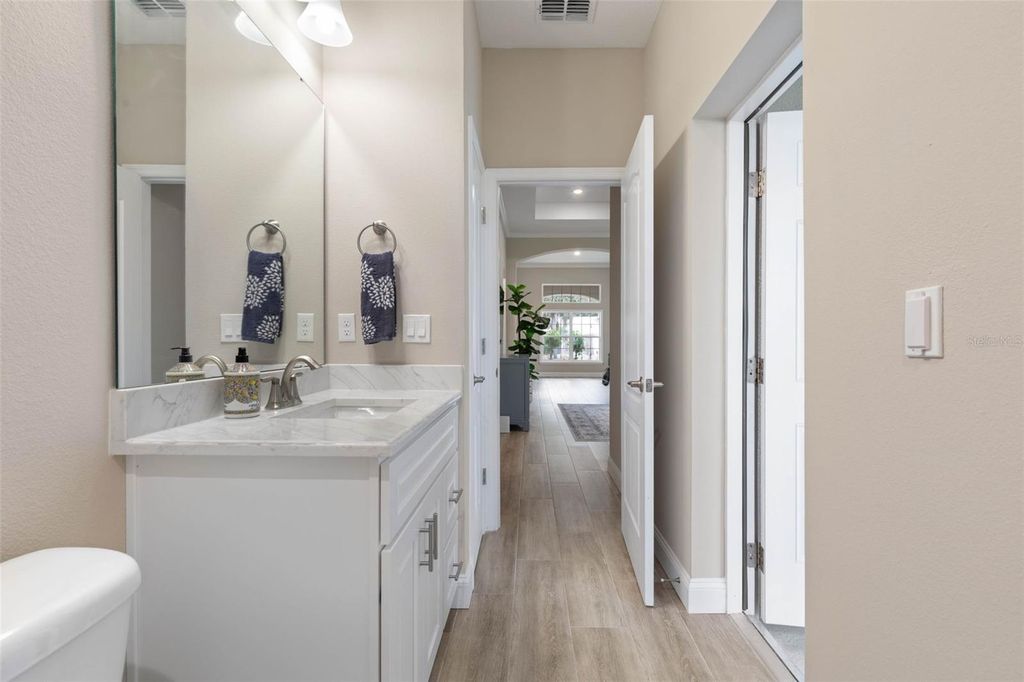 Image 38 of property listing at 25 EGAN DRIVE, Palm Coast, FL 32164