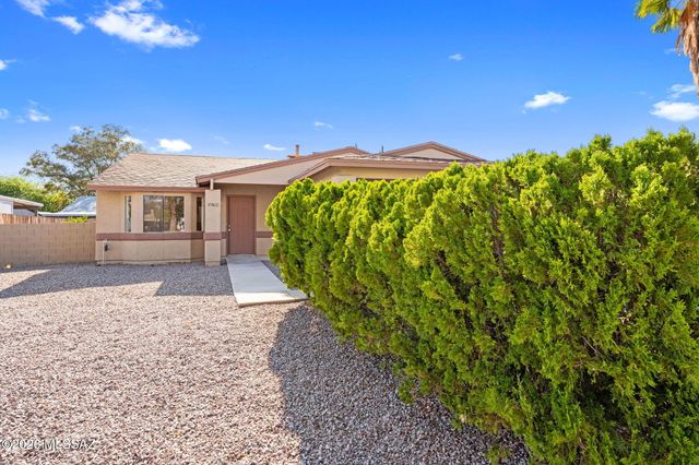 5960 S Birchwood Drive, Tucson, AZ 85746