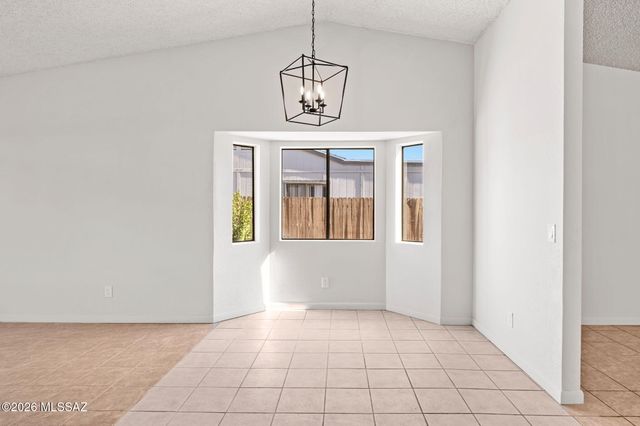 5960 S Birchwood Drive, Tucson, AZ 85746