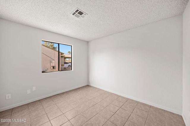 5960 S Birchwood Drive, Tucson, AZ 85746