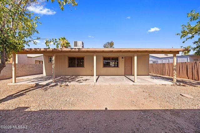 5960 S Birchwood Drive, Tucson, AZ 85746