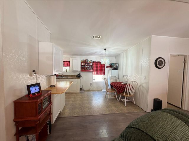 11440 CR 675W, Webster, FL 33597