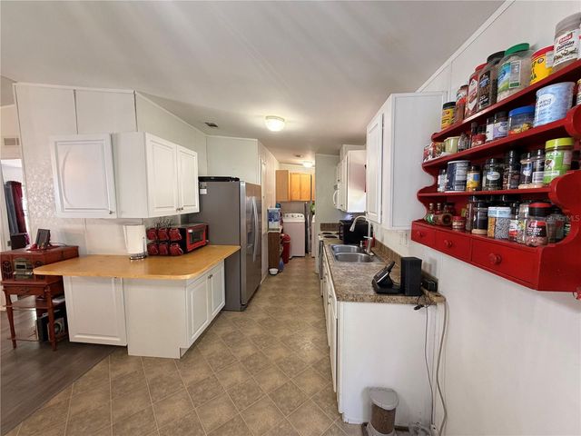 11440 CR 675W, Webster, FL 33597