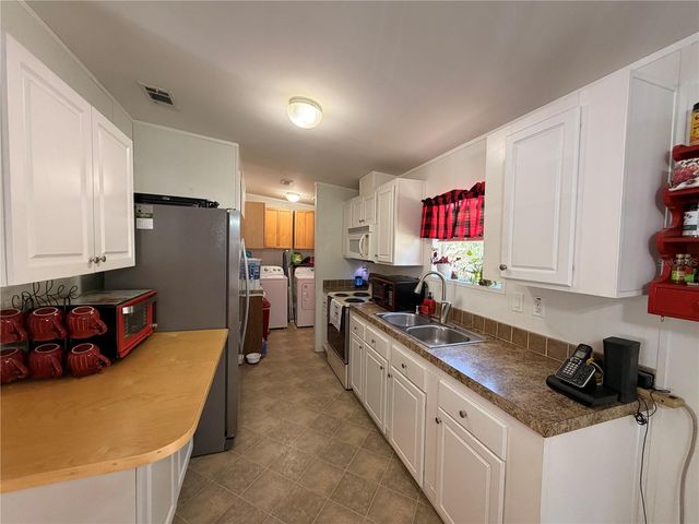 11440 CR 675W, Webster, FL 33597