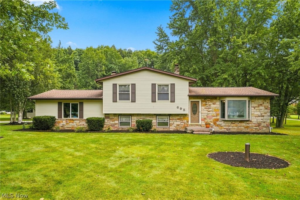 695 Old Forge Road, Kent, OH 44240