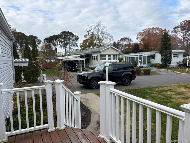 1661 Old Country Road 280, Riverhead, NY 11901