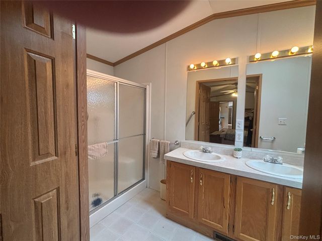 1661 Old Country Road 280, Riverhead, NY 11901