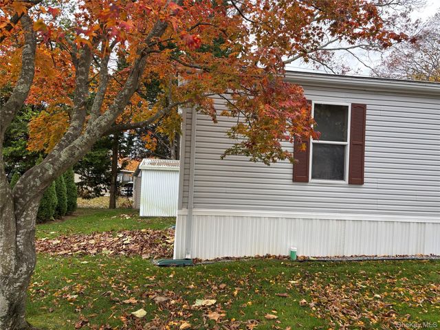 1661 Old Country Road 280, Riverhead, NY 11901