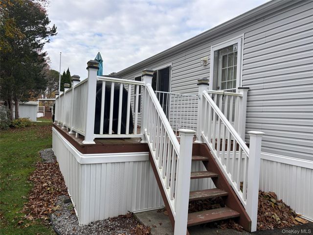 1661 Old Country Road 280, Riverhead, NY 11901