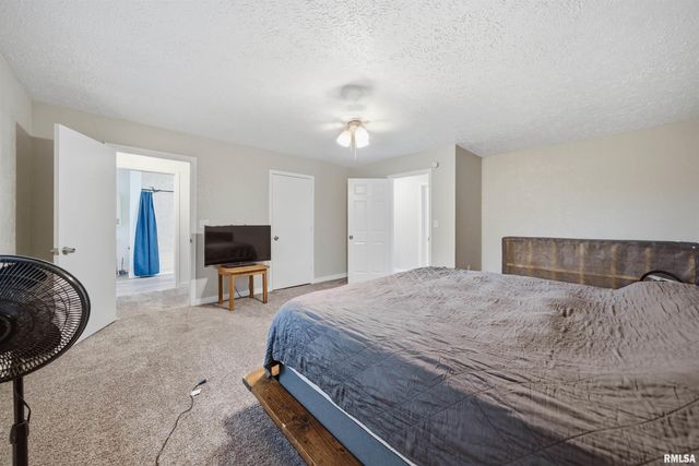 1315 PRINCE Street, Pekin, IL 61554