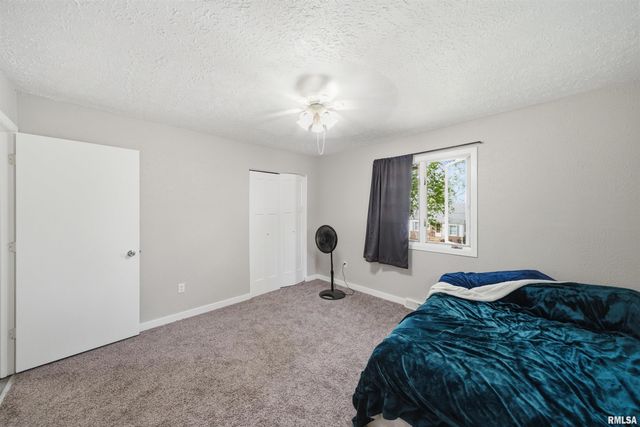 1315 PRINCE Street, Pekin, IL 61554