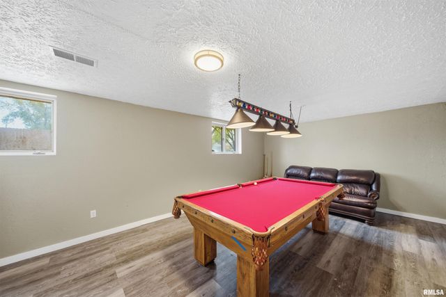 1315 PRINCE Street, Pekin, IL 61554