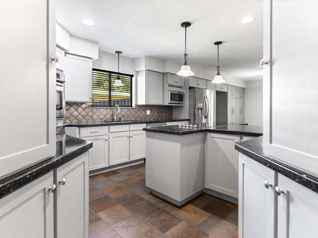 2624 Oak Drive Drive, Bay City, TX 77414