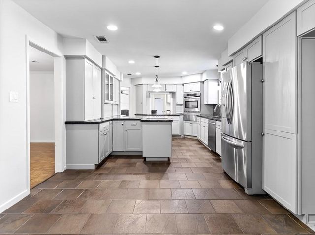 2624 Oak Drive Drive, Bay City, TX 77414