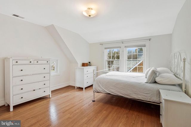 4614 NORWOOD DR, Chevy Chase, MD 20815