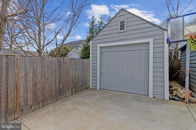 4614 NORWOOD DR, Chevy Chase, MD 20815