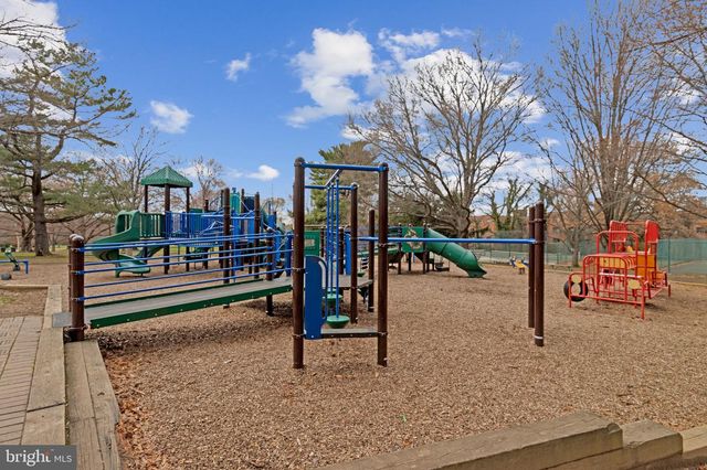 4614 NORWOOD DR, Chevy Chase, MD 20815