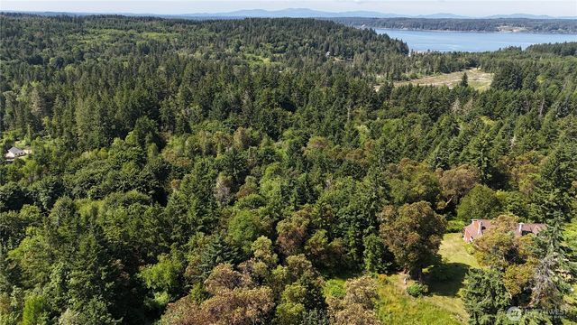 18771 & 19789 Erickson Road SW, Longbranch, WA 98351