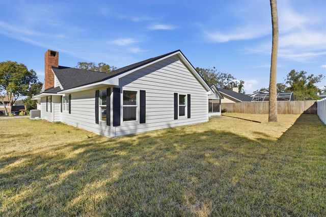 33608 OVERTON DRIVE, Leesburg, FL 34788