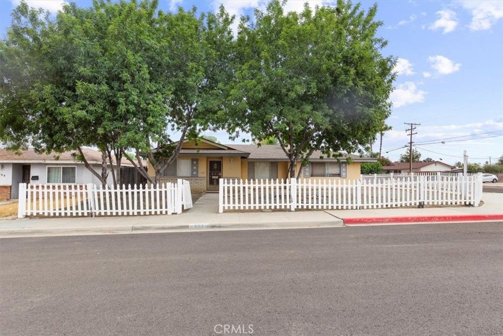 Image 1 of property listing at 892 Margaret, Hemet, CA 92543