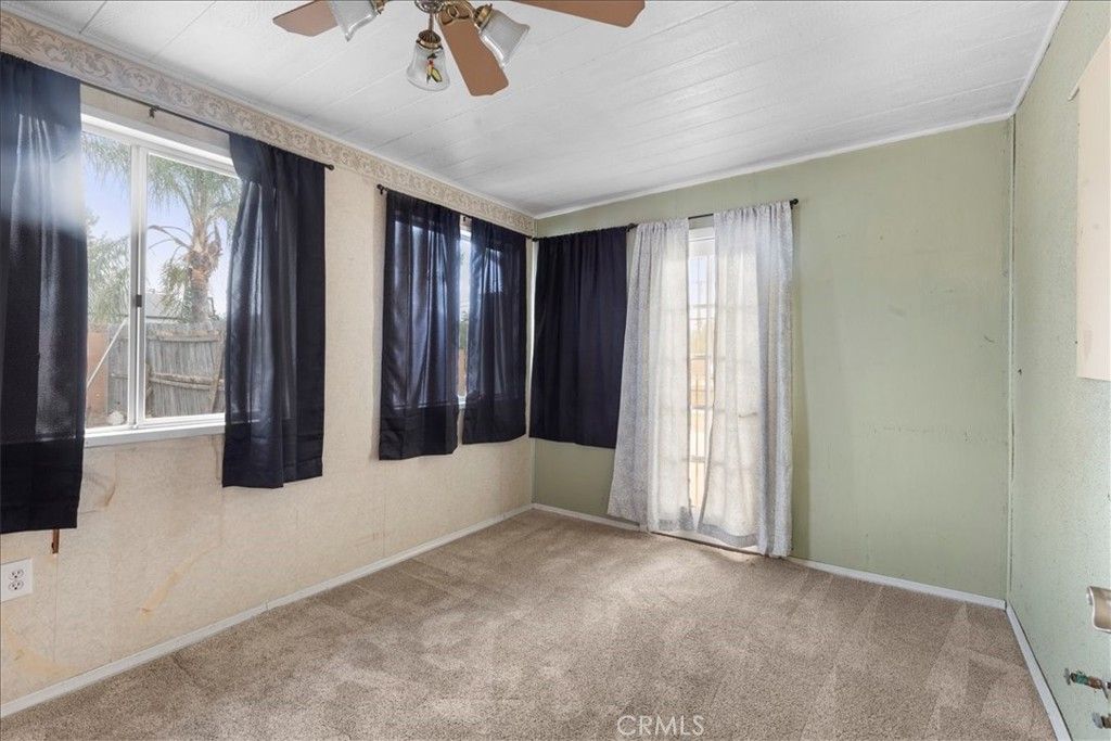 Image 11 of property listing at 892 Margaret, Hemet, CA 92543