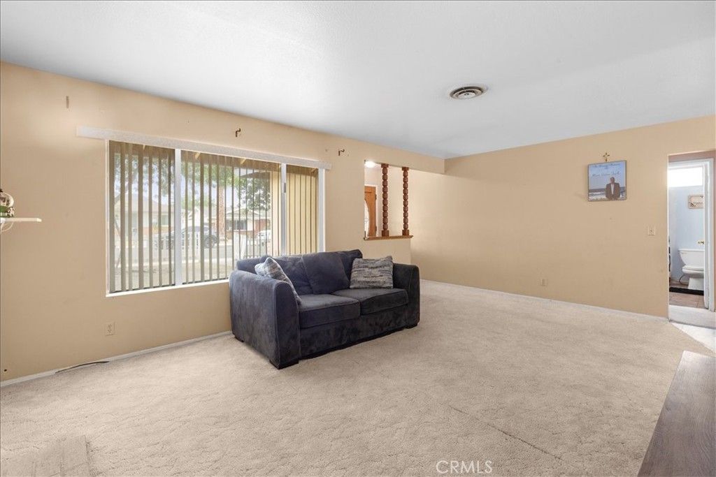 Image 6 of property listing at 892 Margaret, Hemet, CA 92543