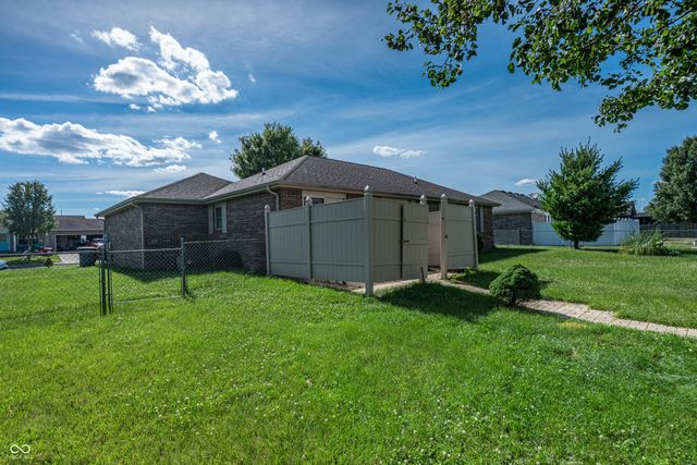 4611 Ashwood Drive, Seymour, IN 47274