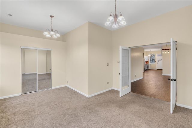 4823 S INDIANA Avenue, Chicago, IL 60615