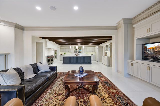 601 Southriver, Wimberley, TX 78676