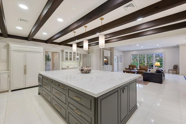 601 Southriver, Wimberley, TX 78676