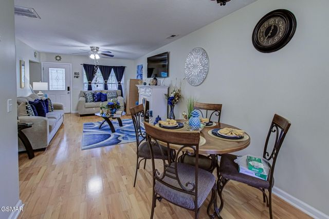 648 Lloyd Huskey Road, Pigeon Forge, TN 37863