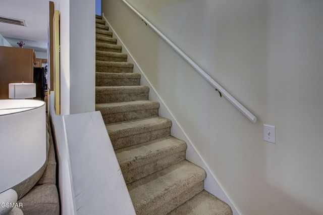 648 Lloyd Huskey Road, Pigeon Forge, TN 37863