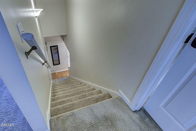 648 Lloyd Huskey Road, Pigeon Forge, TN 37863