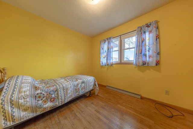 32 S Pontiac Drive, Janesville, WI 53545