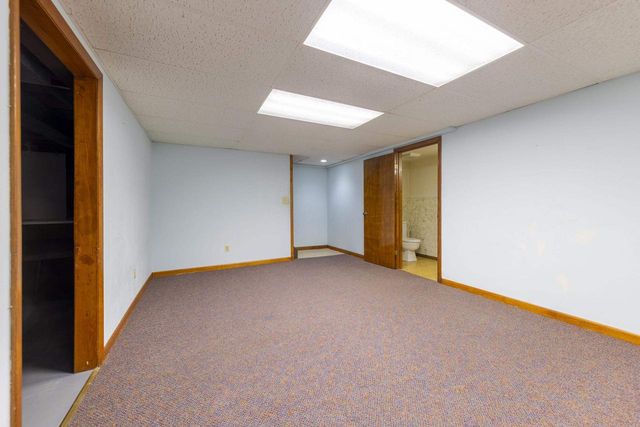 32 S Pontiac Drive, Janesville, WI 53545