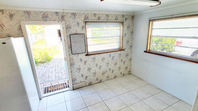 801 S C Street, Lake Worth Beach, FL 33460